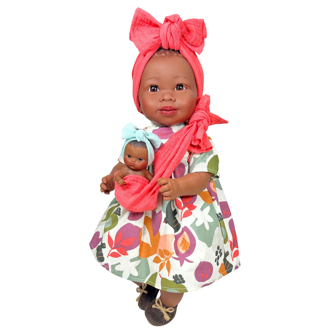 Handcrafted Amir/ María Doll with Baby (4450) by Nines D&